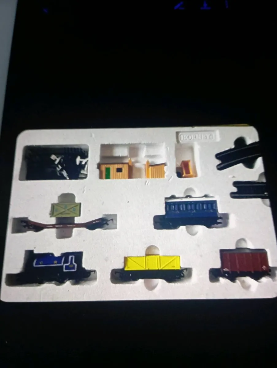 HORNBY 00 GAUGE HIGHLAND BLUE ROVER - Image 3
