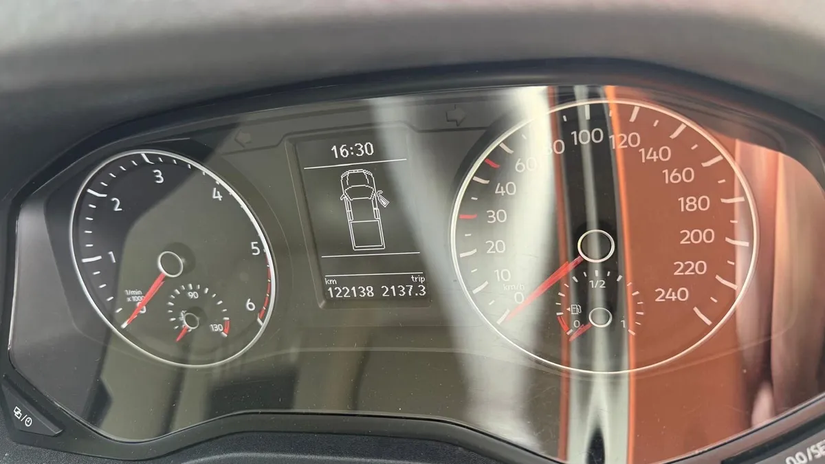 Volkswagen  Amarok - Image 3