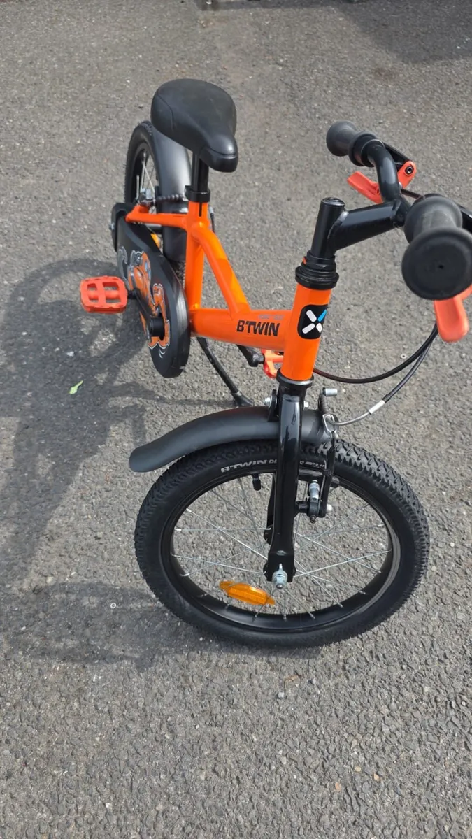 🚲 B'TWIN 16" Kids Bike – Excellent Condition - Image 3