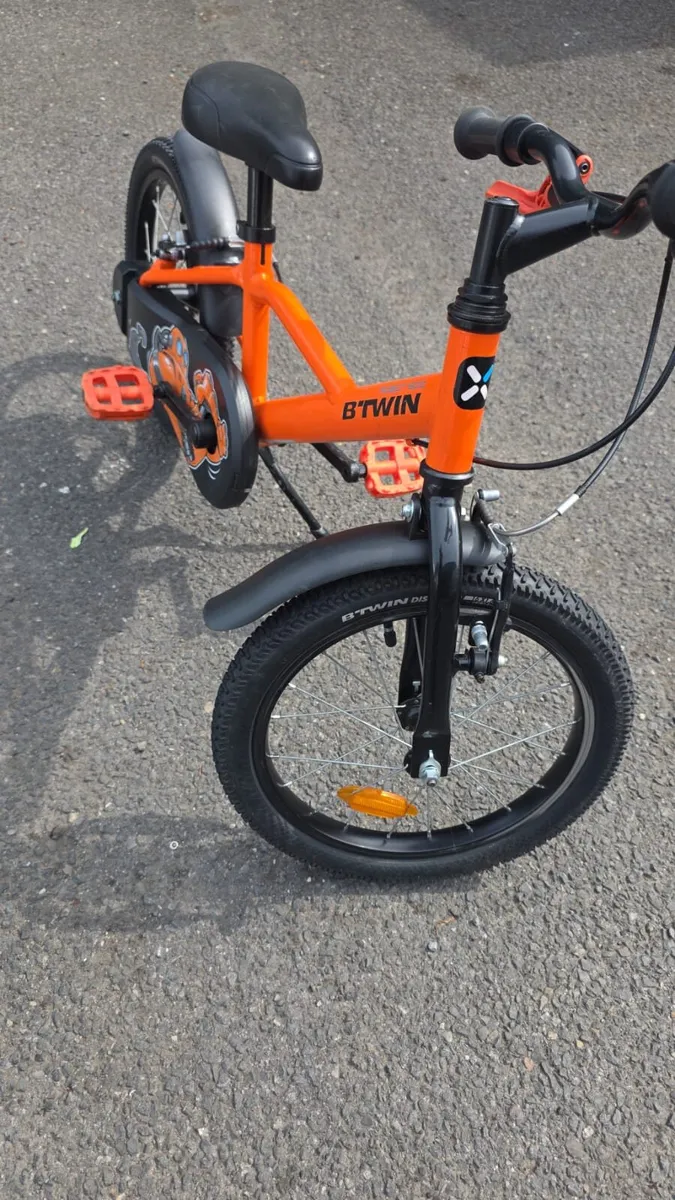 🚲 B'TWIN 16" Kids Bike – Excellent Condition - Image 1