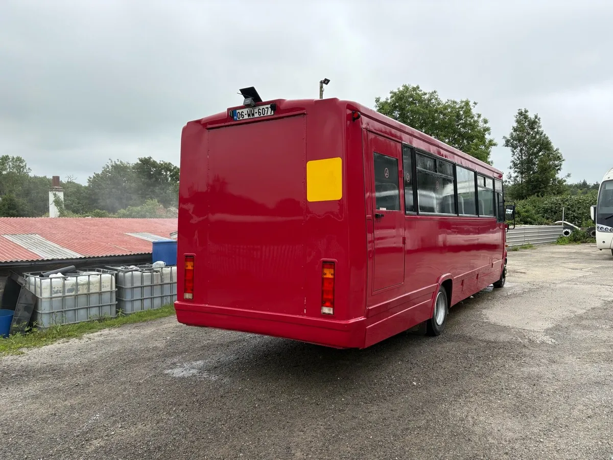 Mercedes vario - Image 4