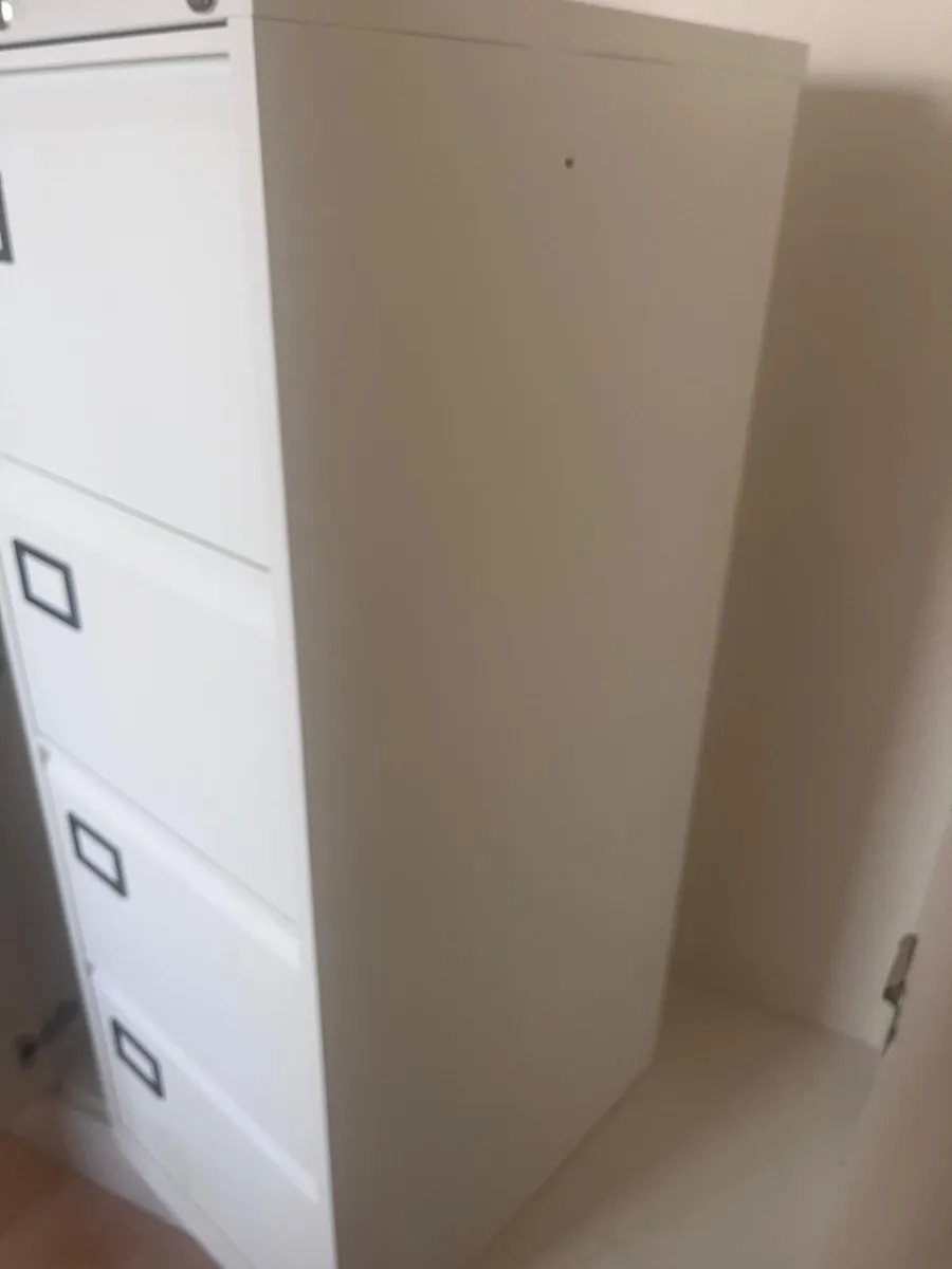 Bisley filing cabinet - Image 2