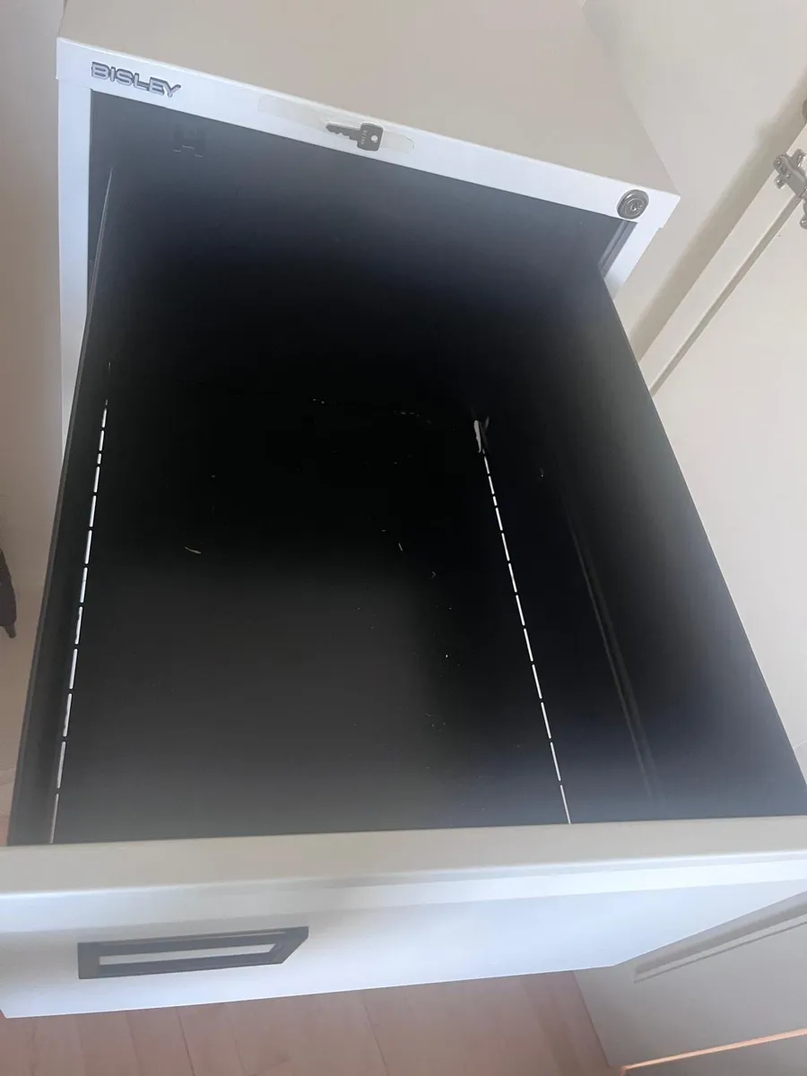 Bisley filing cabinet - Image 4