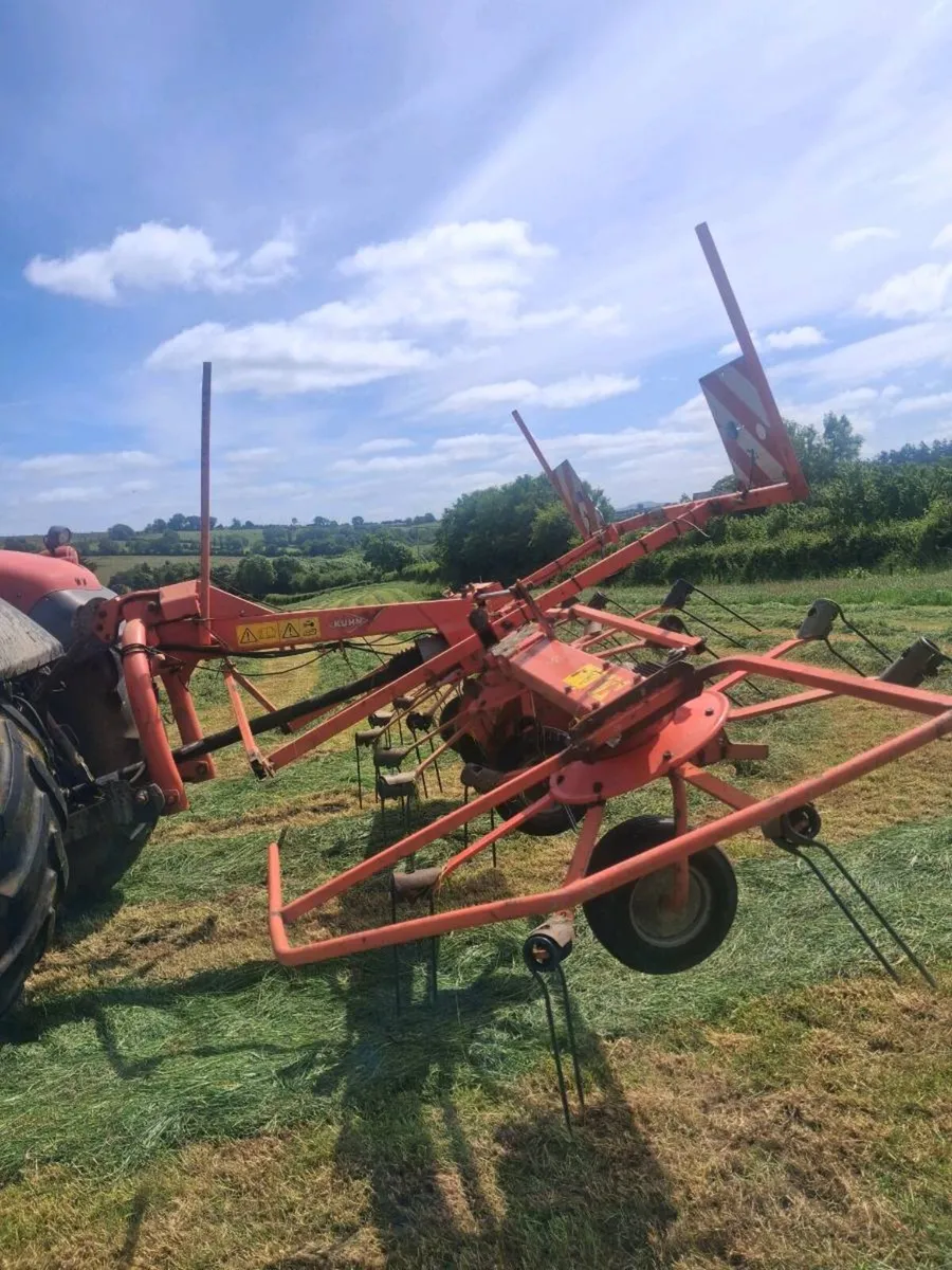 Kuhn 4 rotor tedder No Vat - Image 1