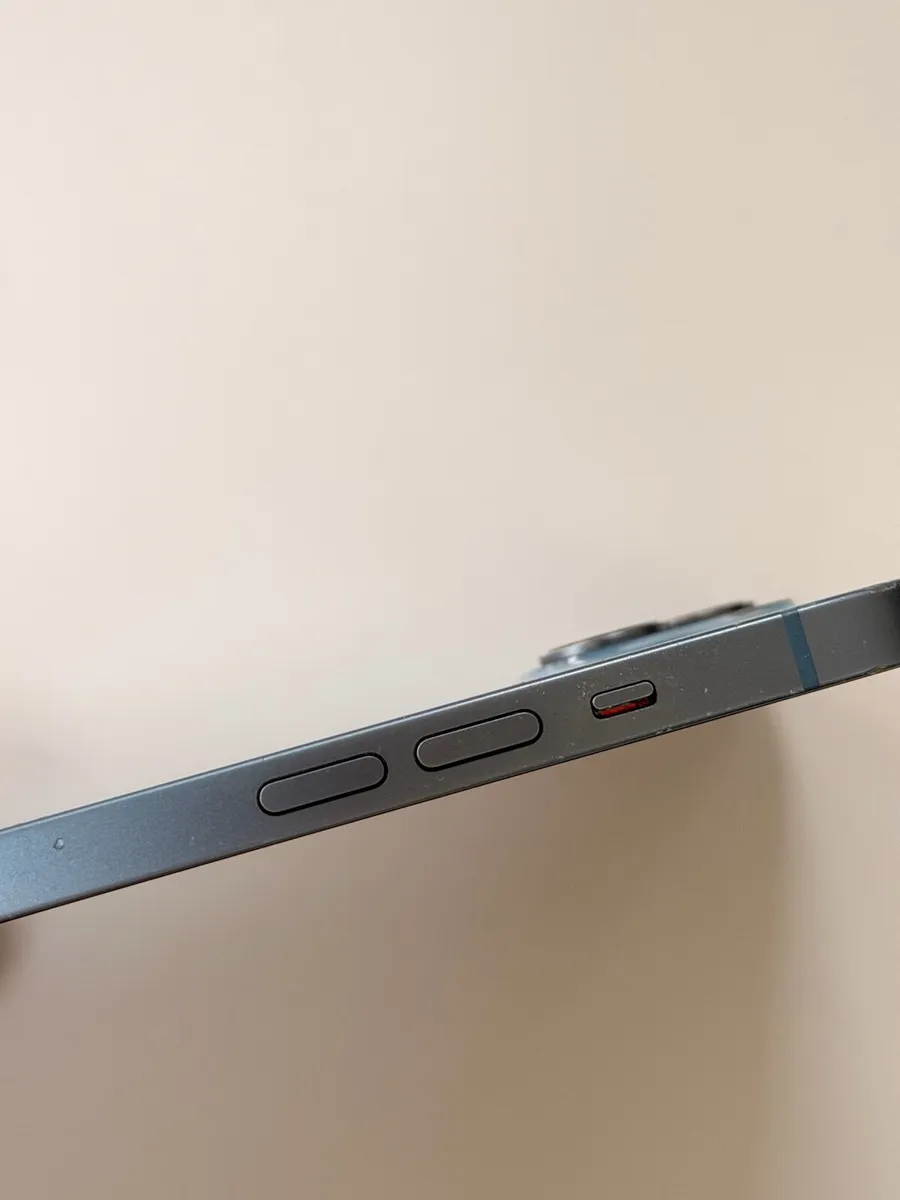 iPhone 14 - Image 4