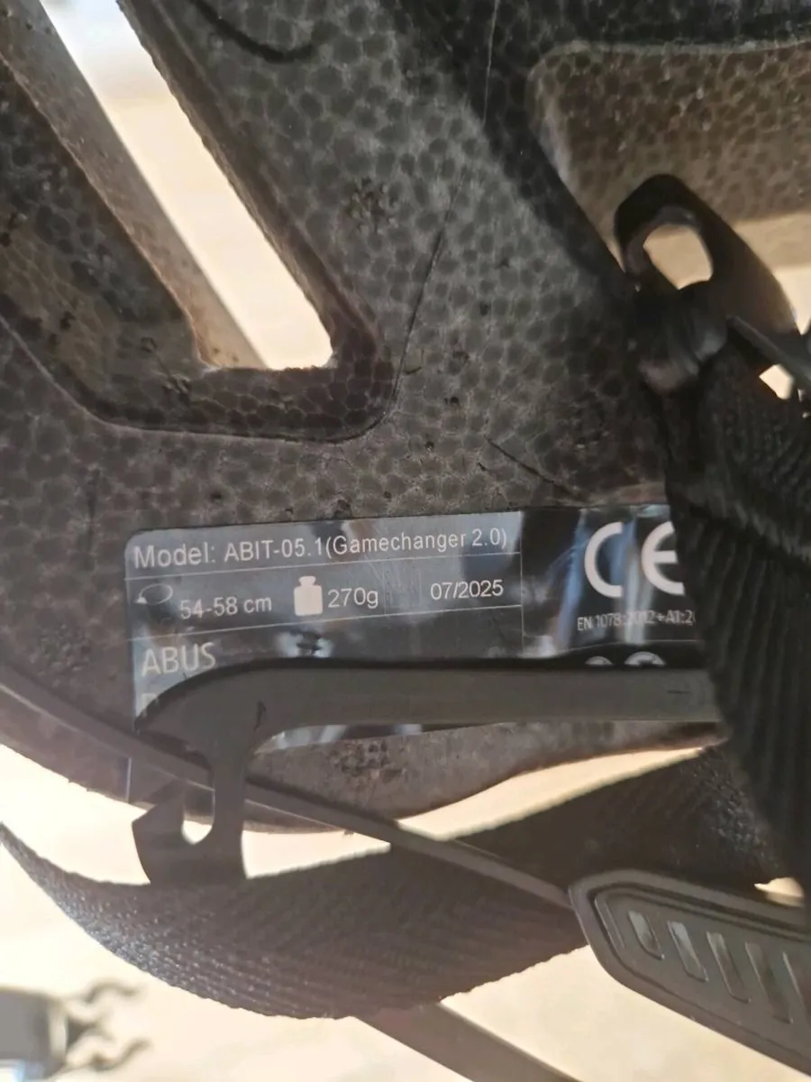 Abus Bike helmet - Image 2