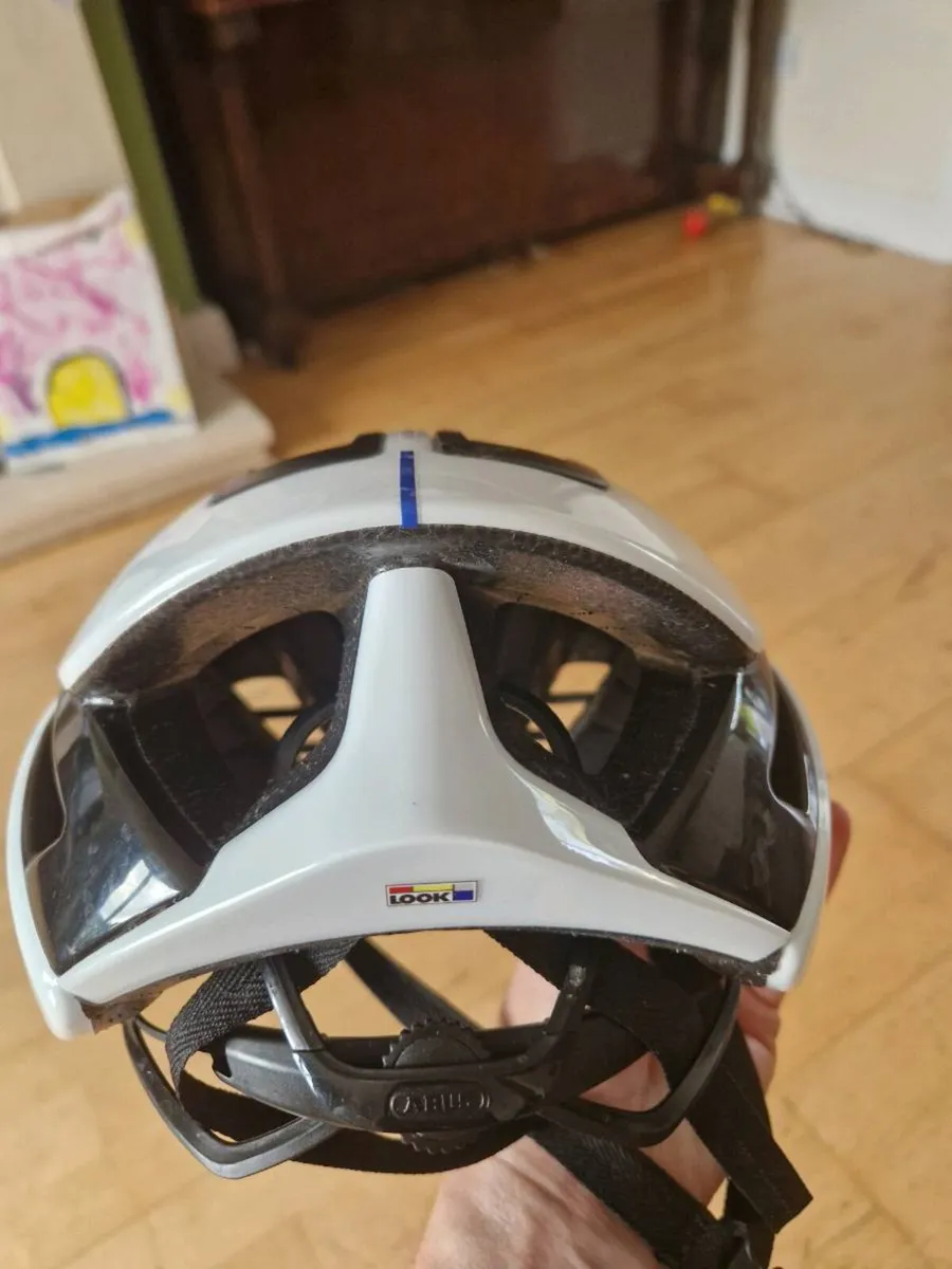 Abus Bike helmet - Image 3