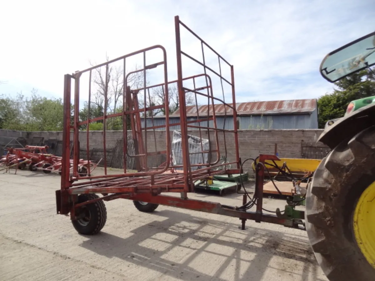 Russells 56 Bale Trailer Clamp - Image 1