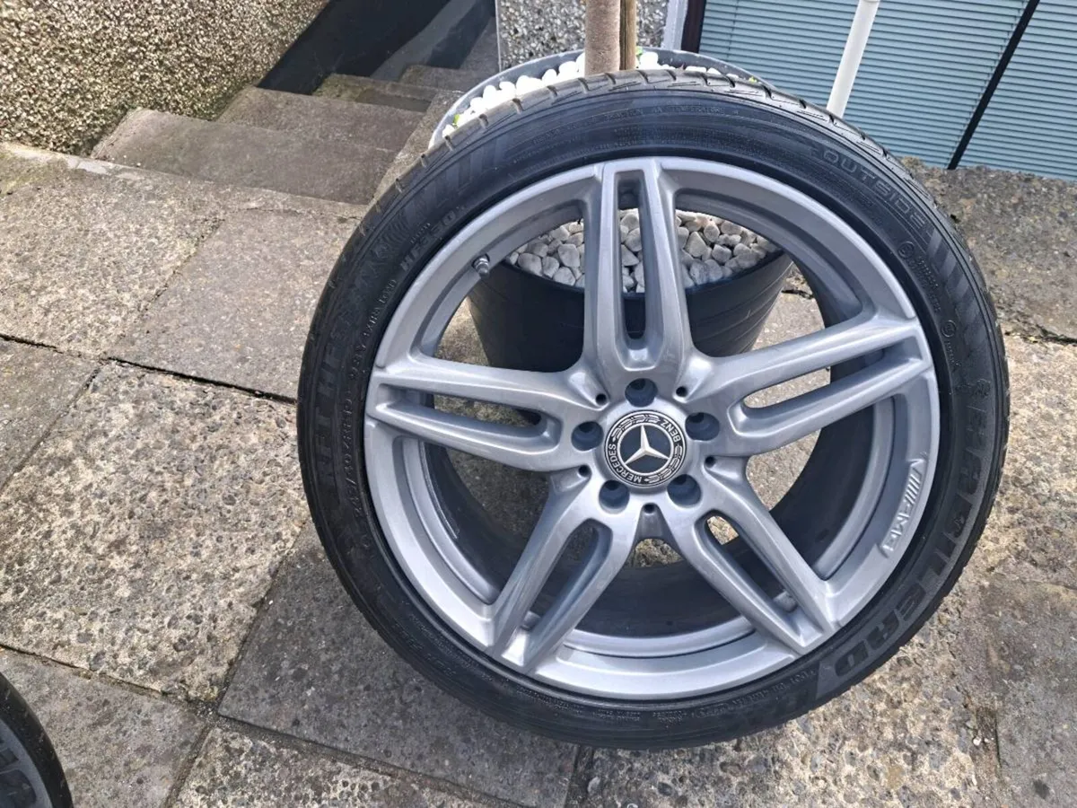 EClass Mercedes alloys - Image 2