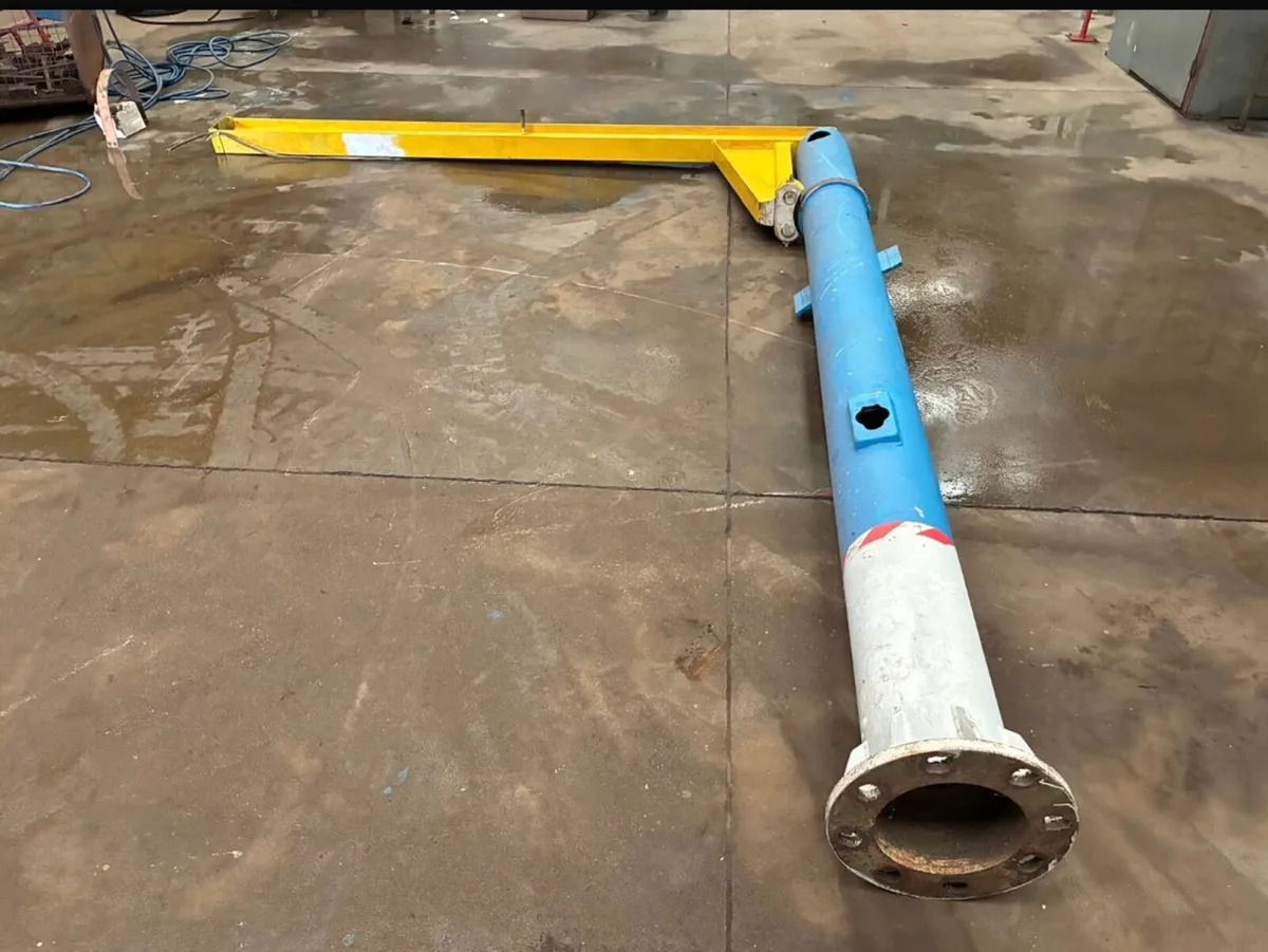 Pillar Jib Crane - Image 1