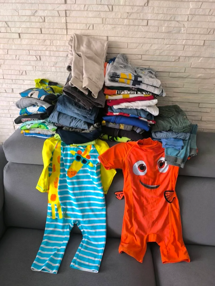 Bundle of boys clothes 5-6