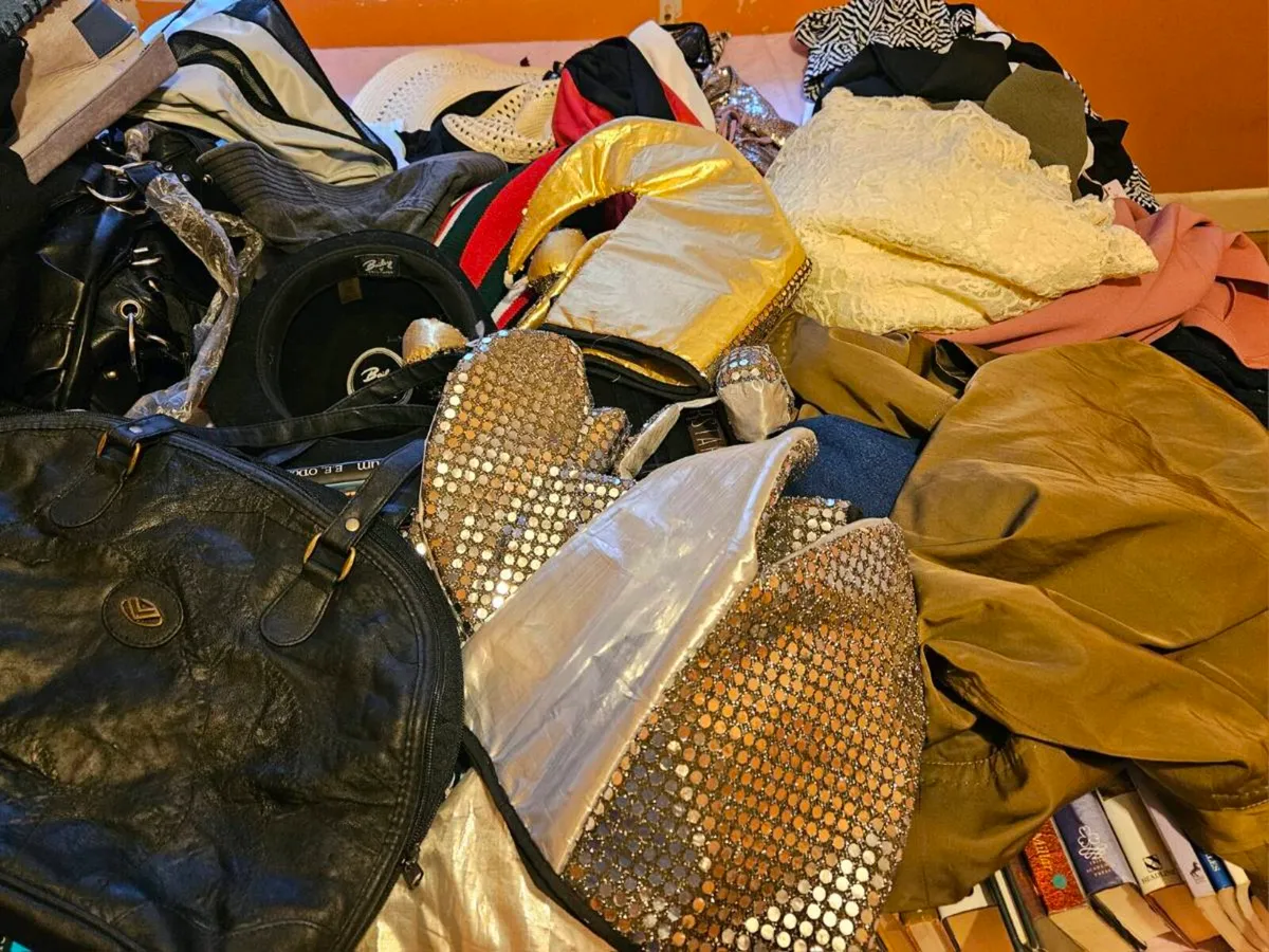 Large Job Lot of Ladies and Mens Clothes Shoes Hat - Image 4