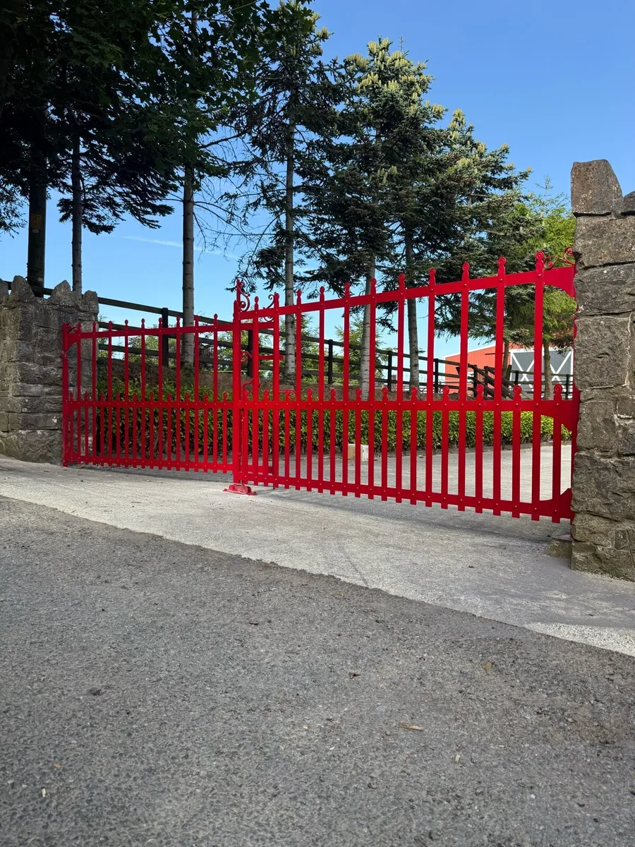 Iron gates - Image 4