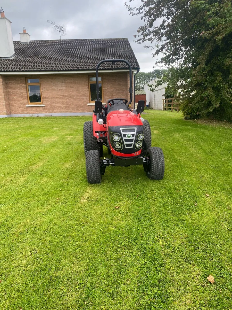 Tractor - Image 2