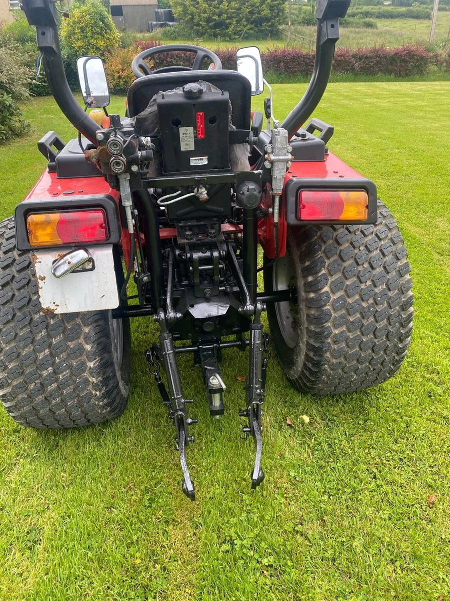 Tractor - Image 3