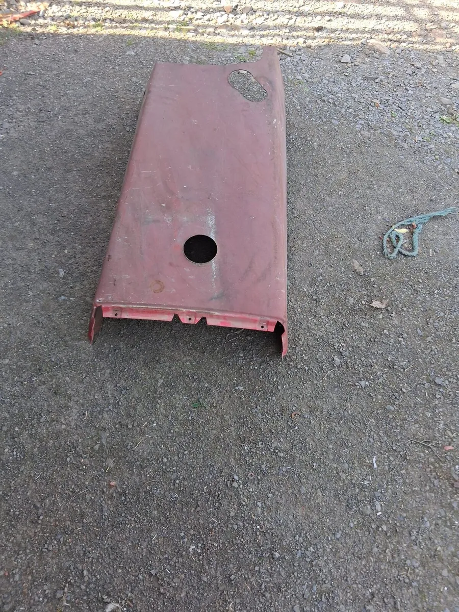 Tractor Parts - Image 4