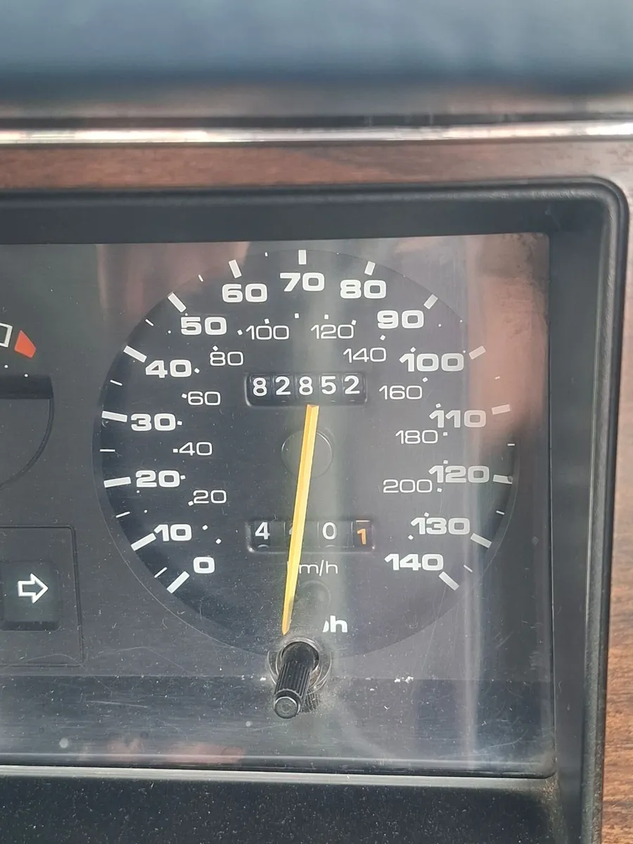 Ford Granada 1983 - Image 3
