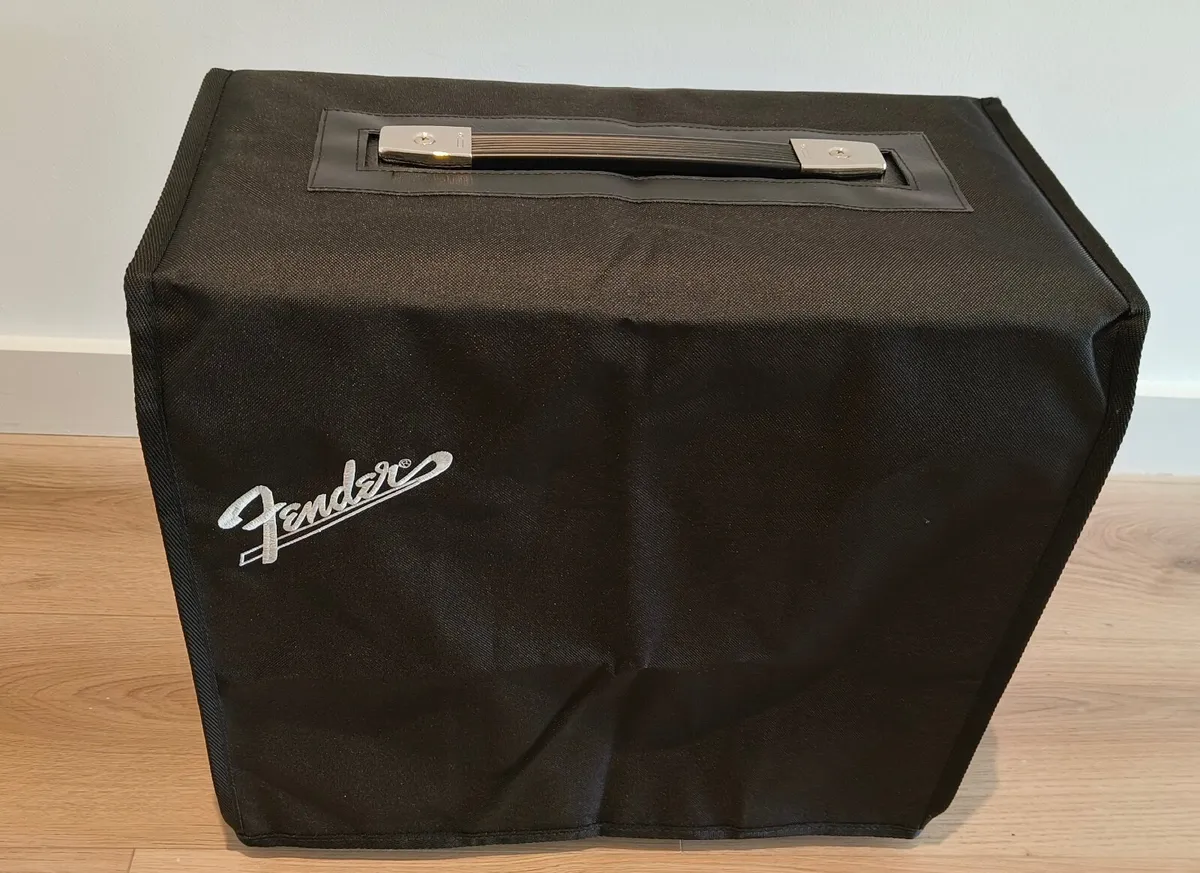Fender Champion II 50 Guitar Amp - Image 3