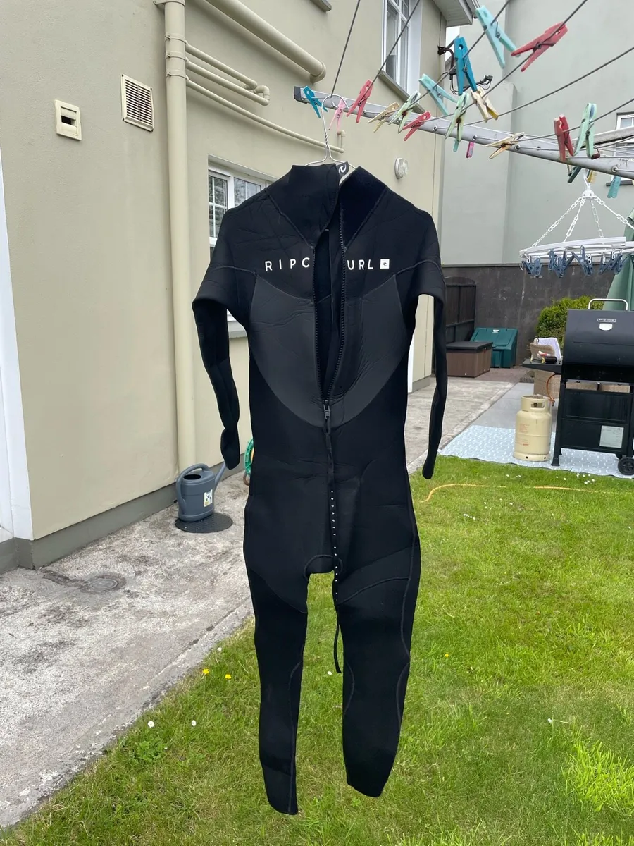 Wetsuit - Image 1