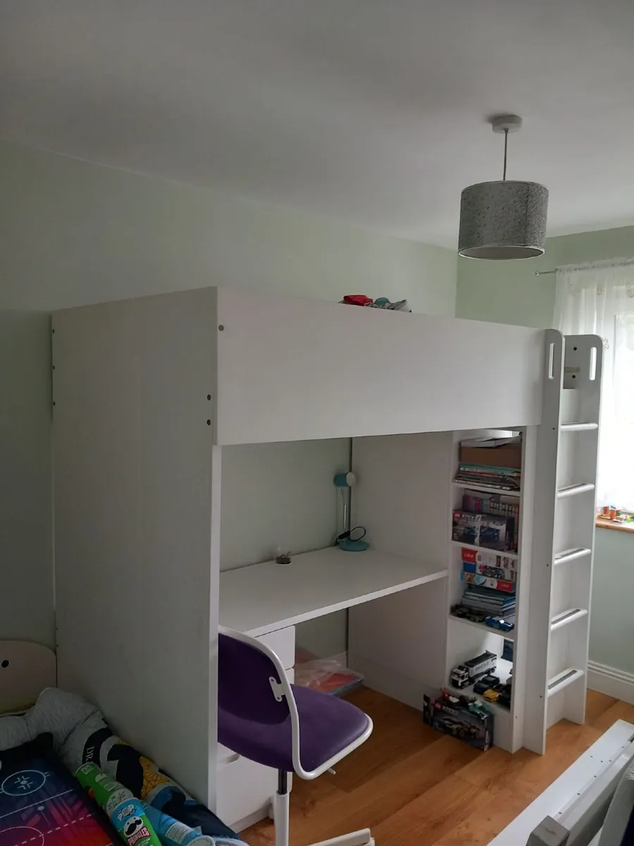 Bunk bed - Image 1