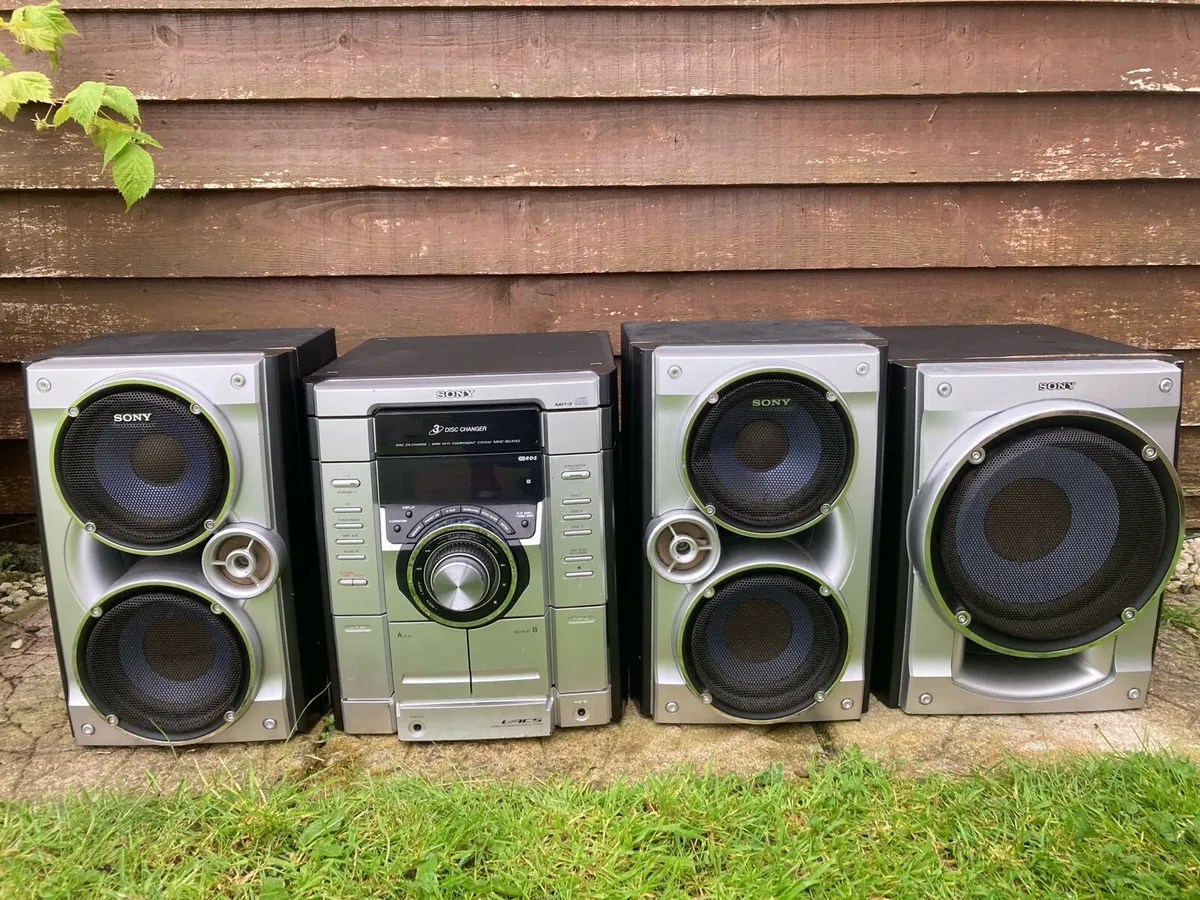 Sony hi-fi - Image 2