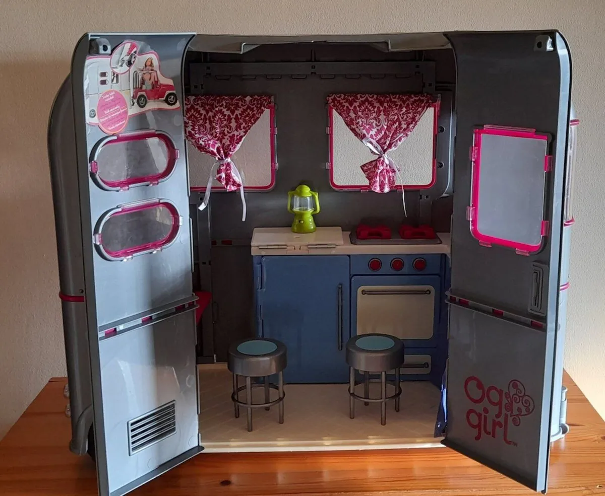 Our Generation Book, Shannon Doll, Camper Van, Car - Image 4