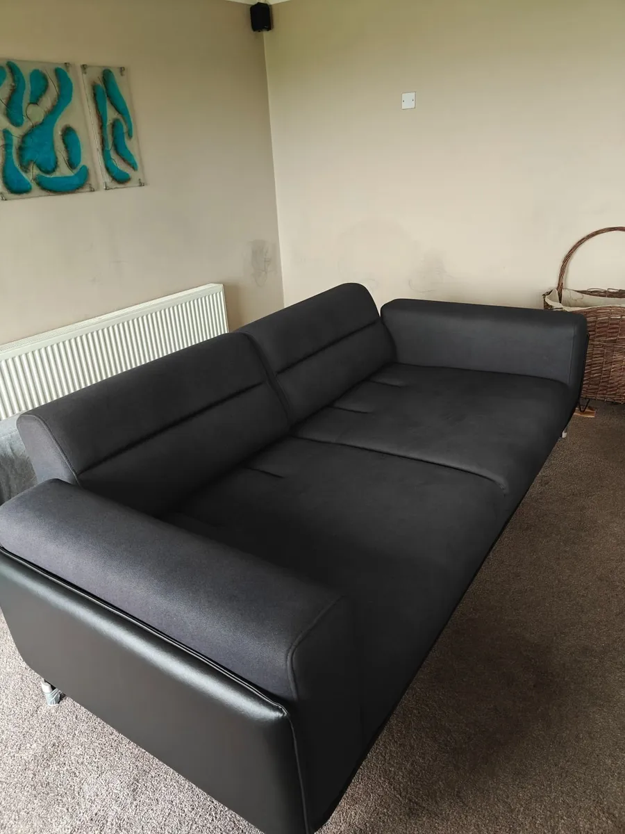 Sofa - Image 3