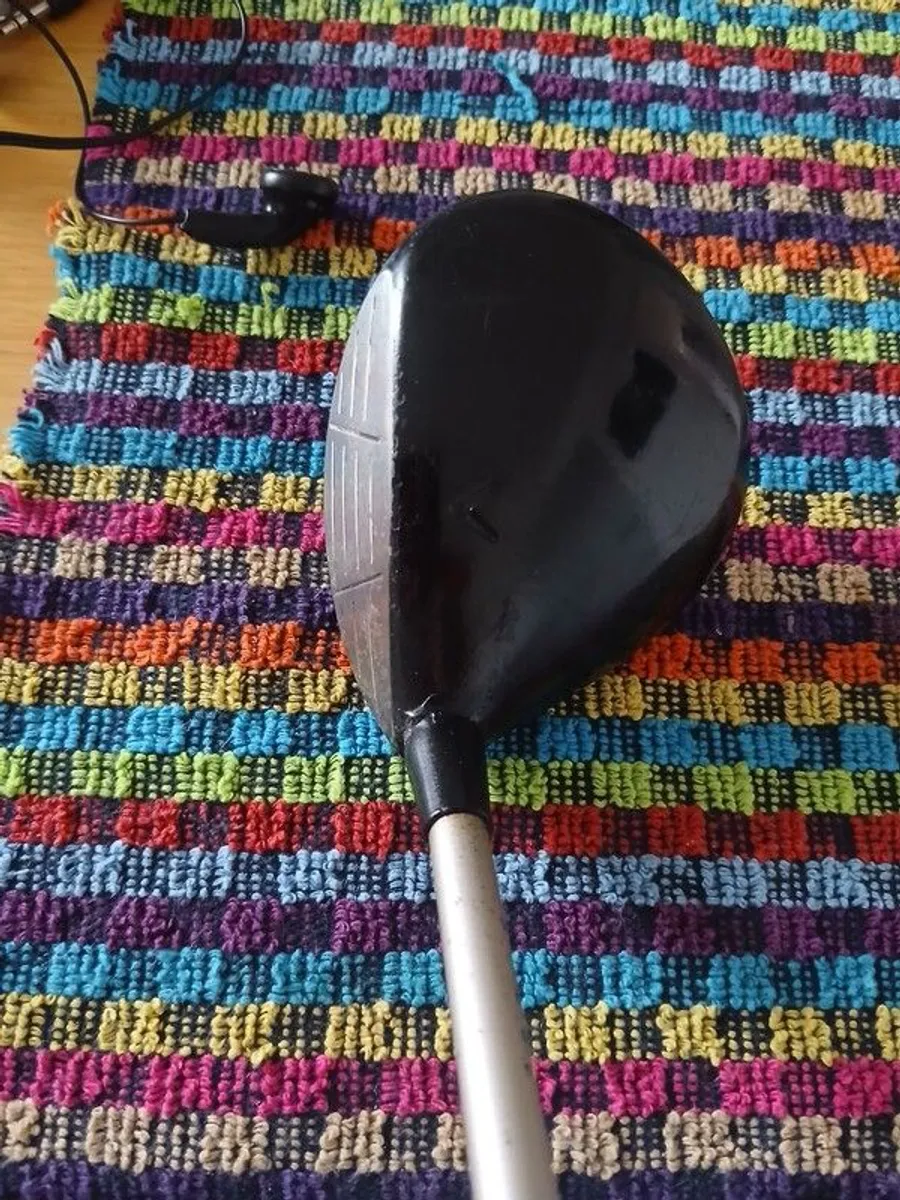 7 Wood - Image 1