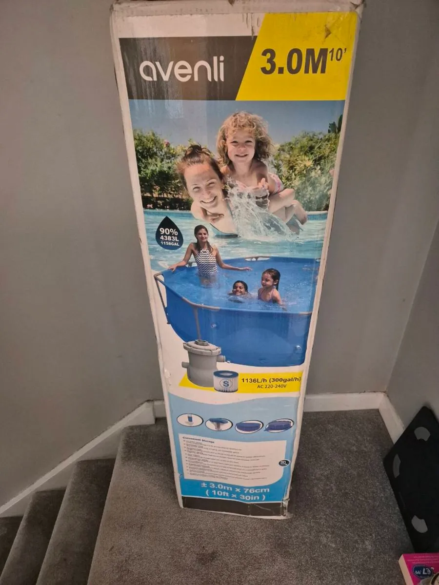 10 foot swimming pool with pump and filter - Image 4