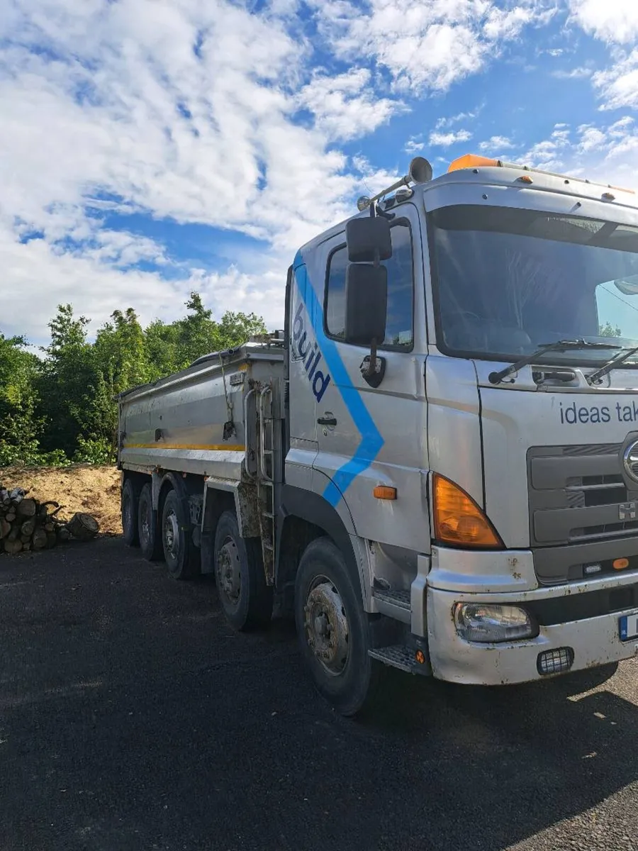 Hino 5 Axle Tipper - Image 4
