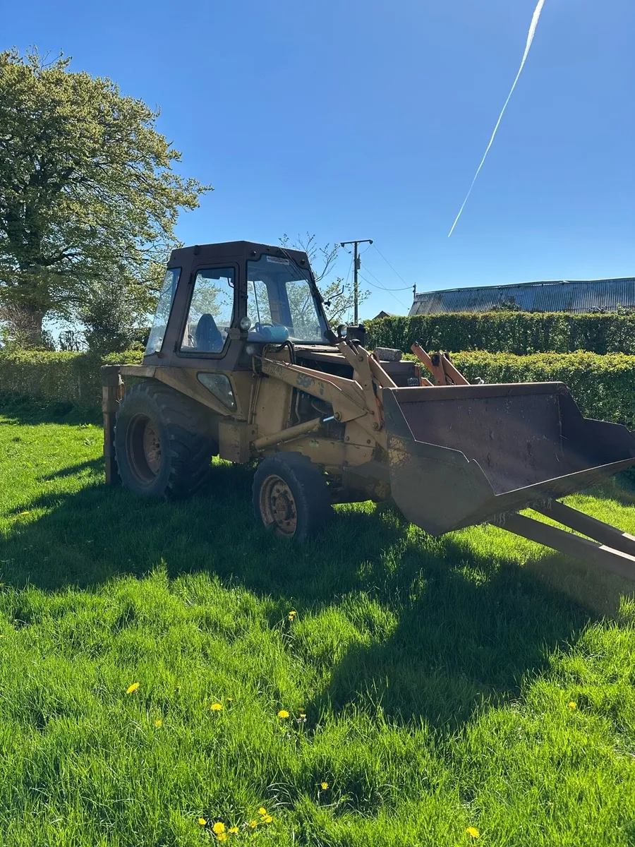 Case 580g wheeled digger - Image 3