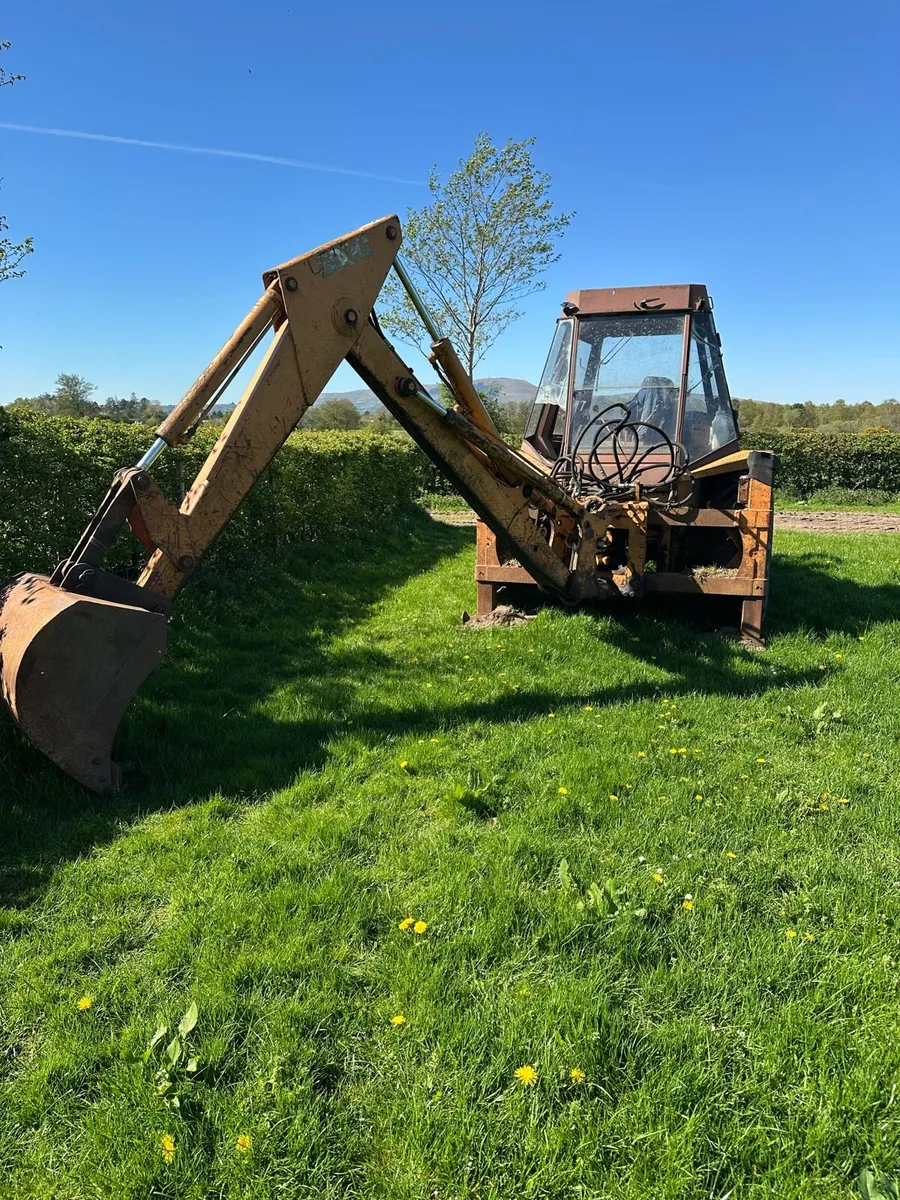 Case 580g wheeled digger - Image 4