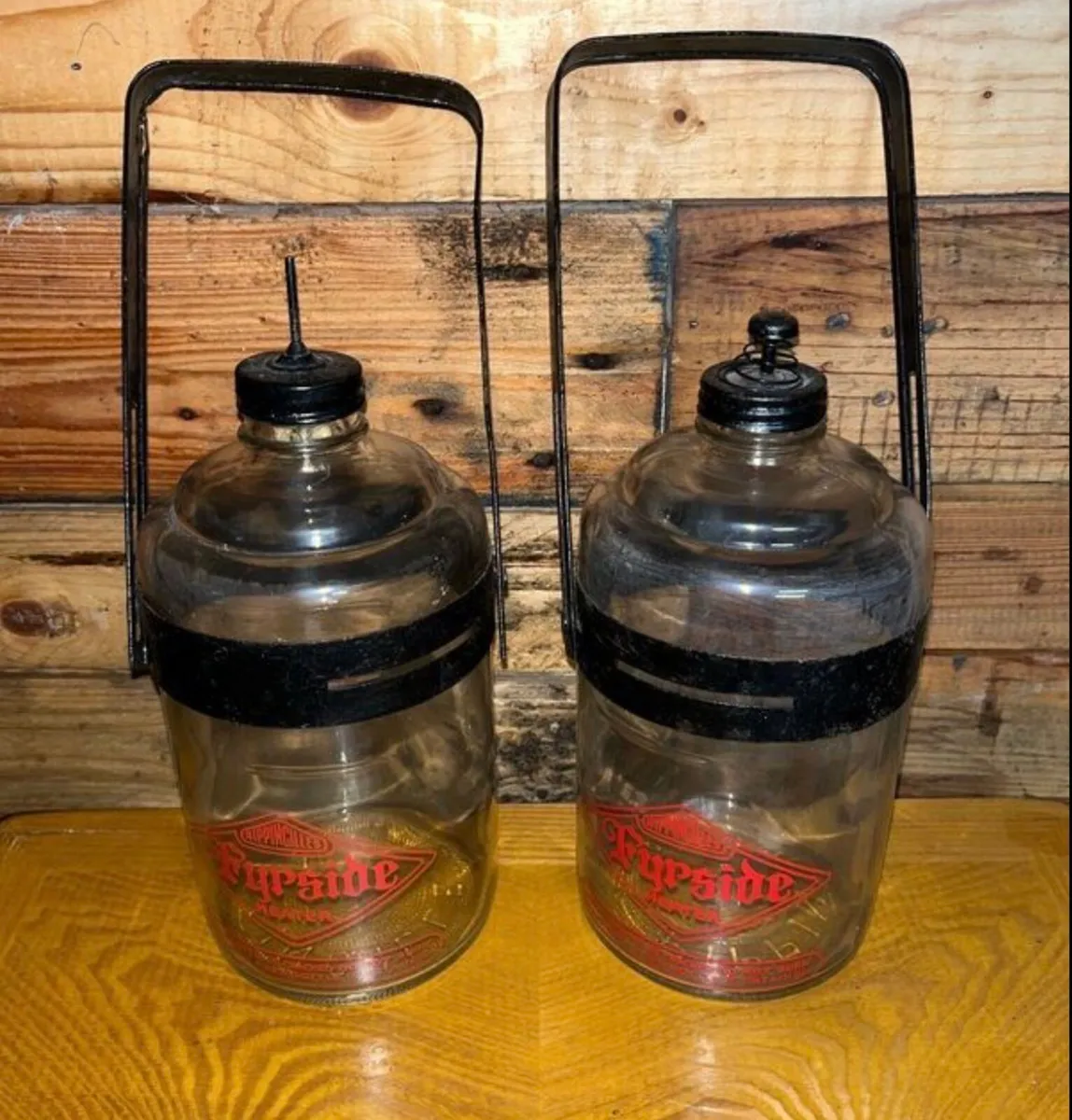 Vintage oil heating bottles