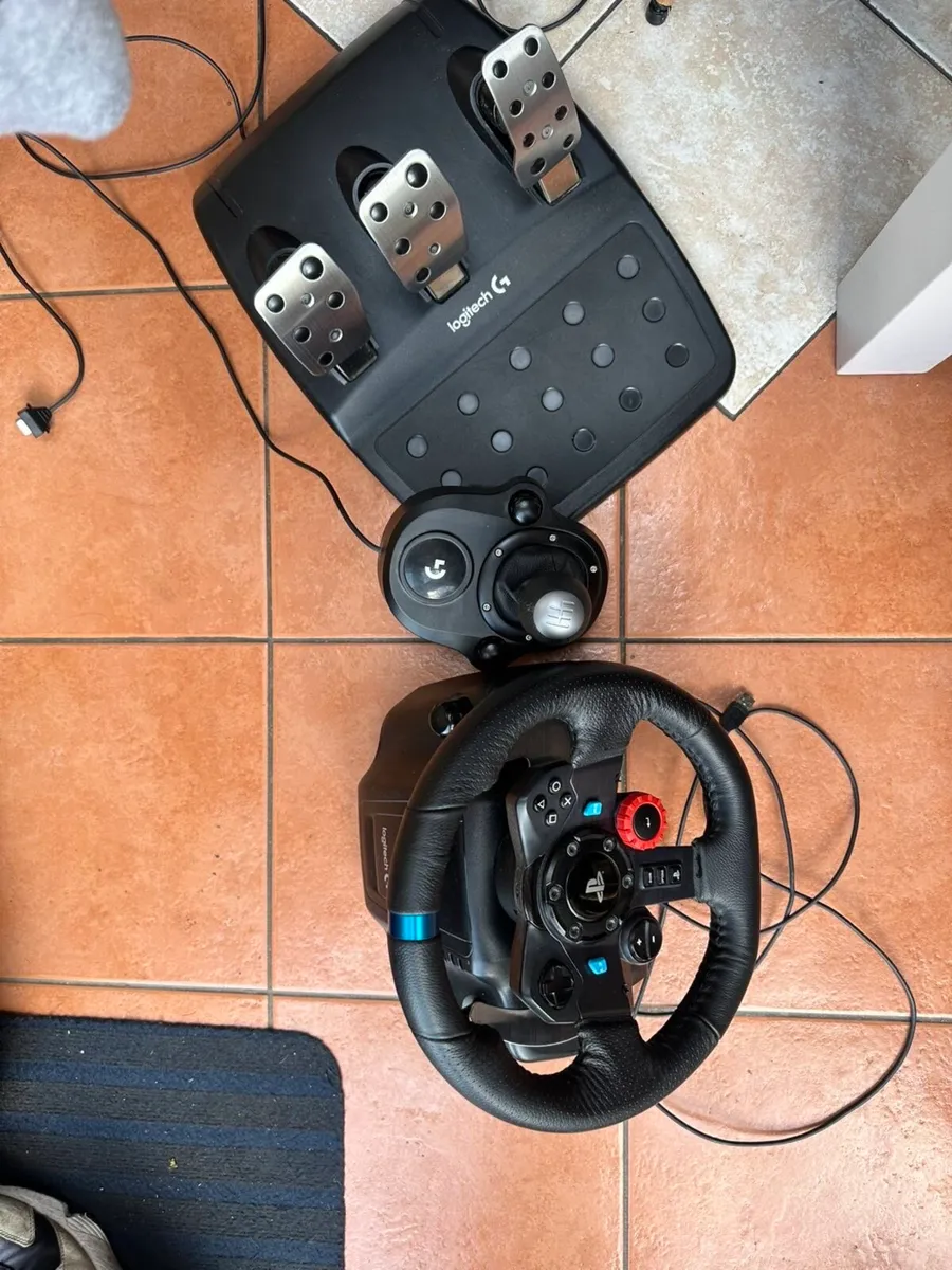 Logitech G29 Playstation Steering Wheel - Image 1