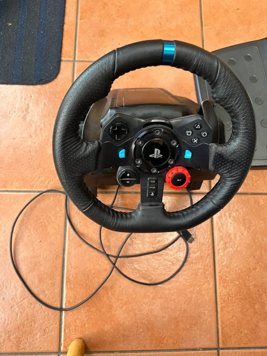 Logitech G29 Playstation Steering Wheel - Image 2