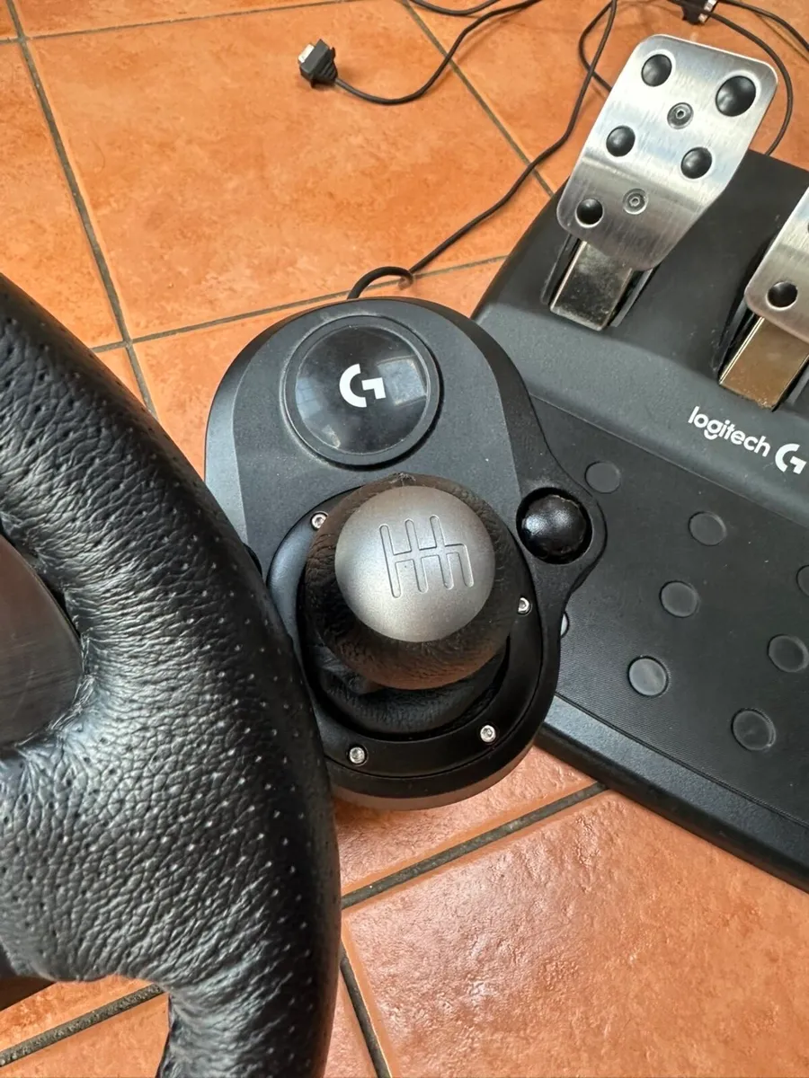 Logitech G29 Playstation Steering Wheel - Image 4
