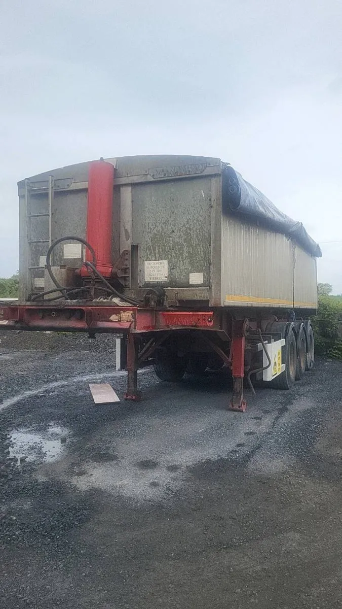 Tipping trailer - Image 1