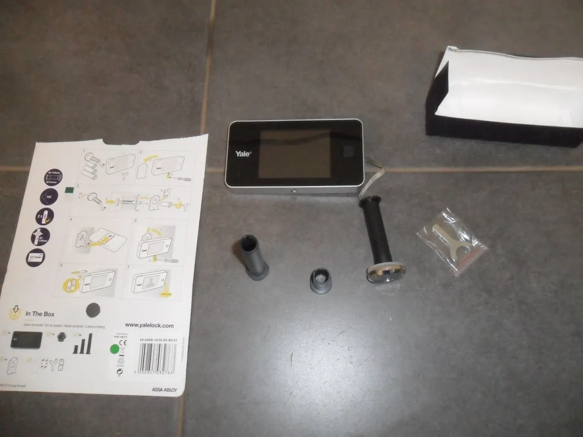 Yale Digital Door Viewer - Image 1