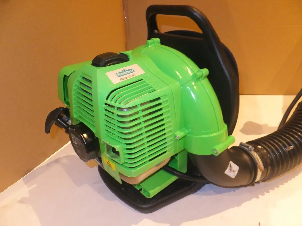 Petrol blower - Image 3