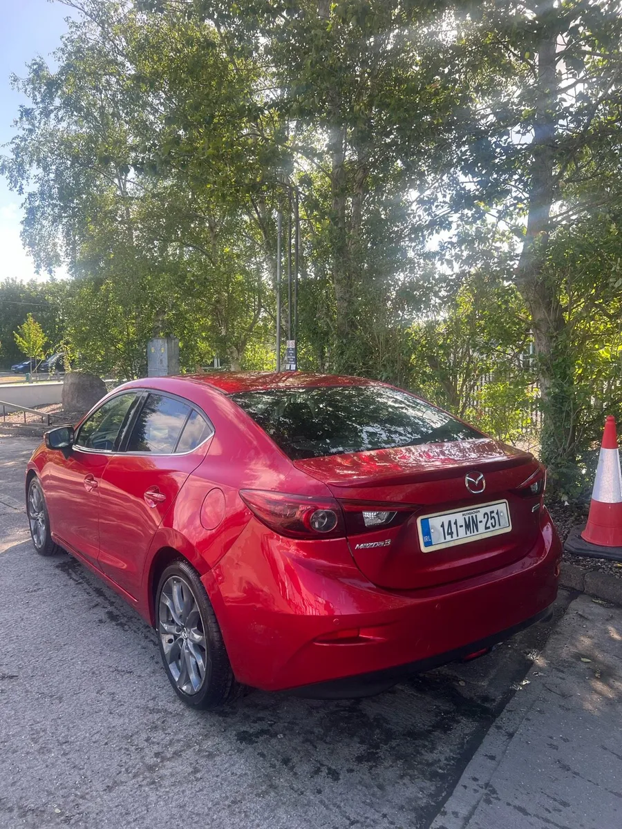 Mazda 3 2.2 skyactiv 2014 parts or repair - Image 3