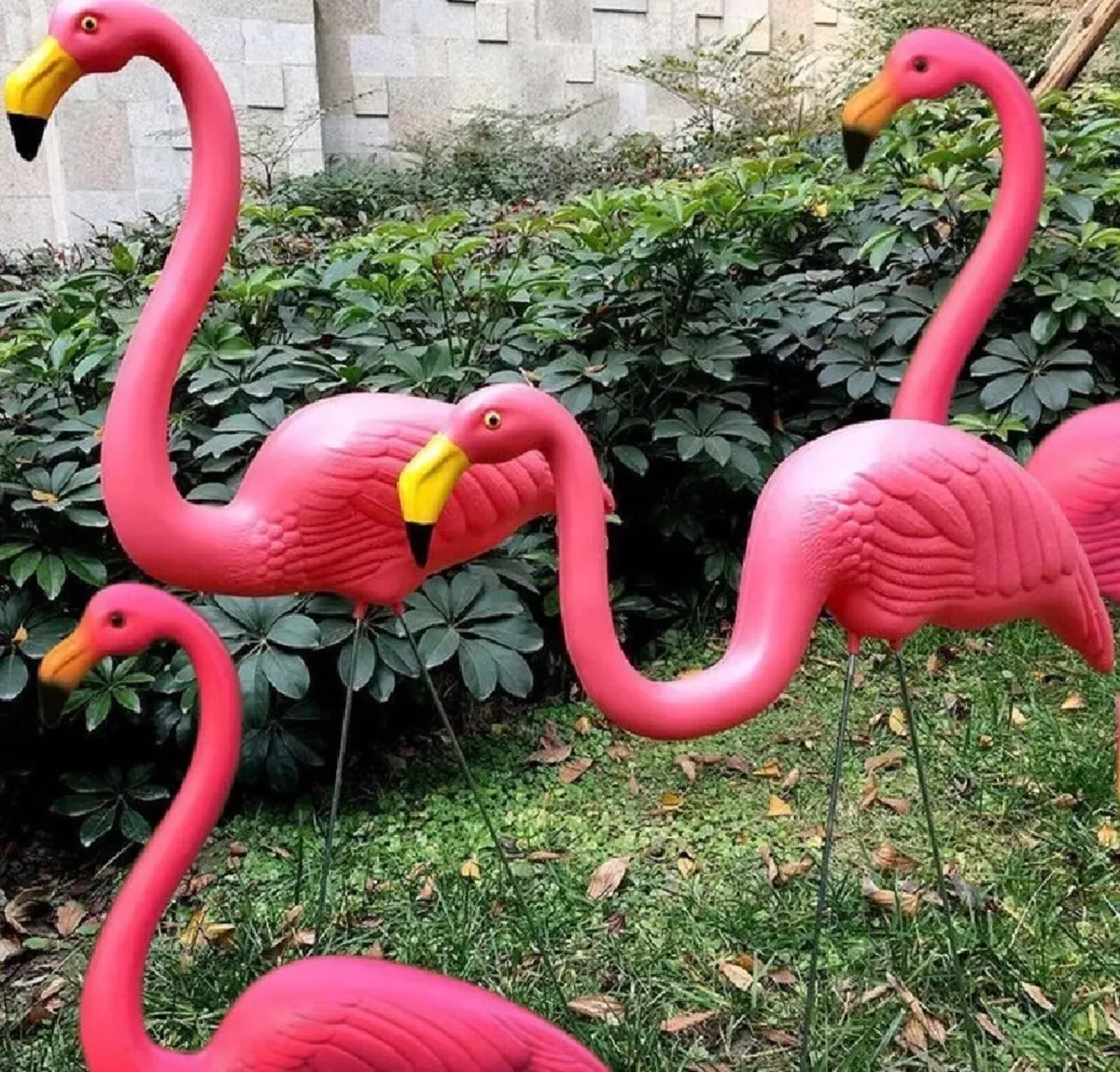 2 x NEW Lawn Flamingos Garden Ornaments - Image 4