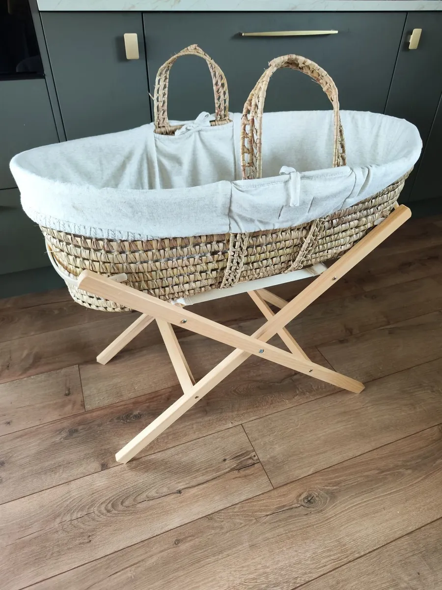Bassinet - Image 1