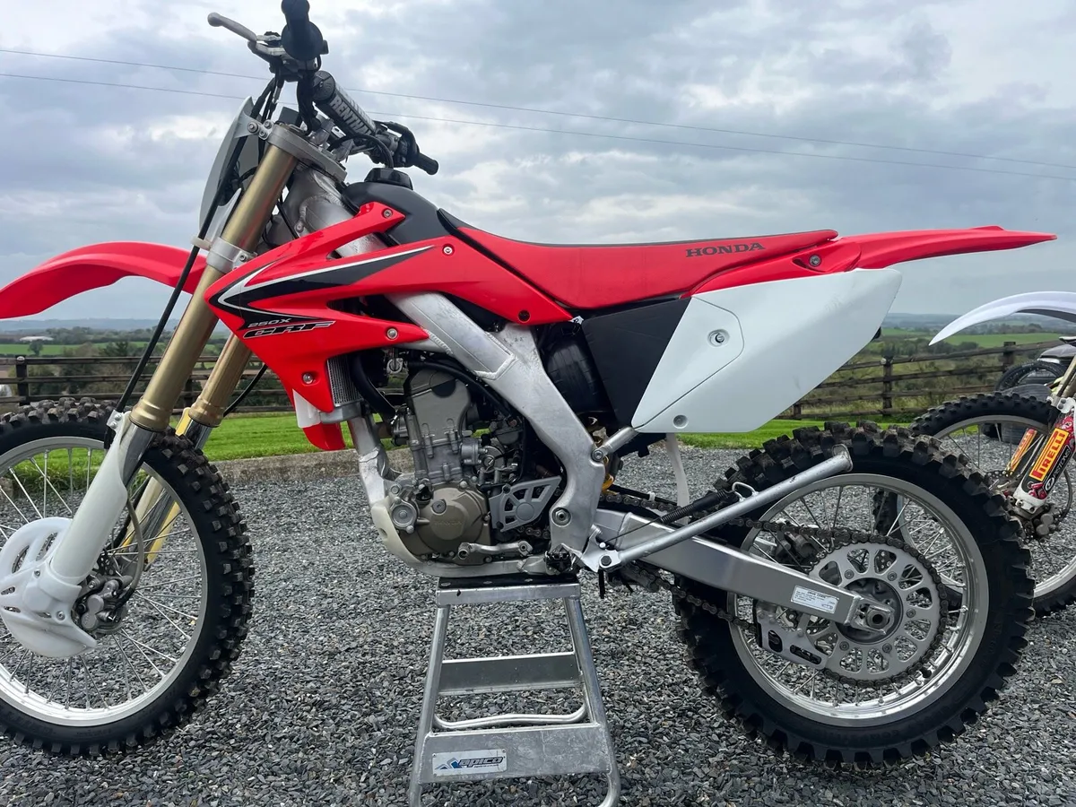 2009 Honda crf250x Enduro - Image 3