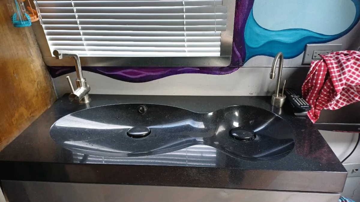 I967 Airstream 26 foot overlander - Image 4