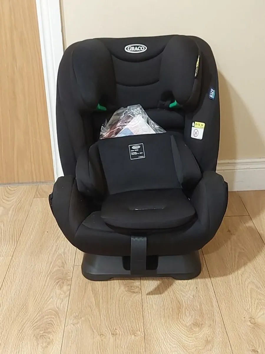 Car seat - Image 1