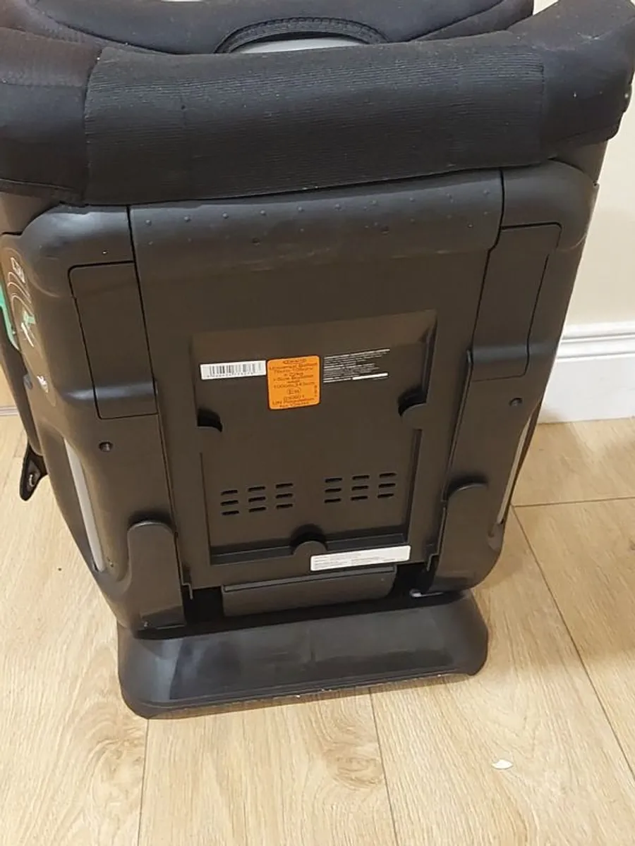 Car seat - Image 2