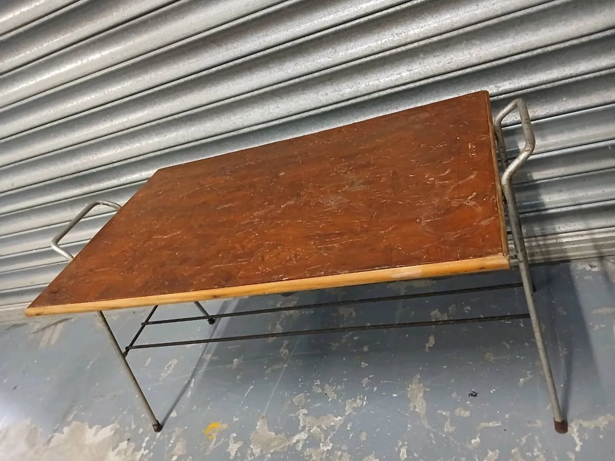 Mid century 1950's industrial TV coffee table - Image 2