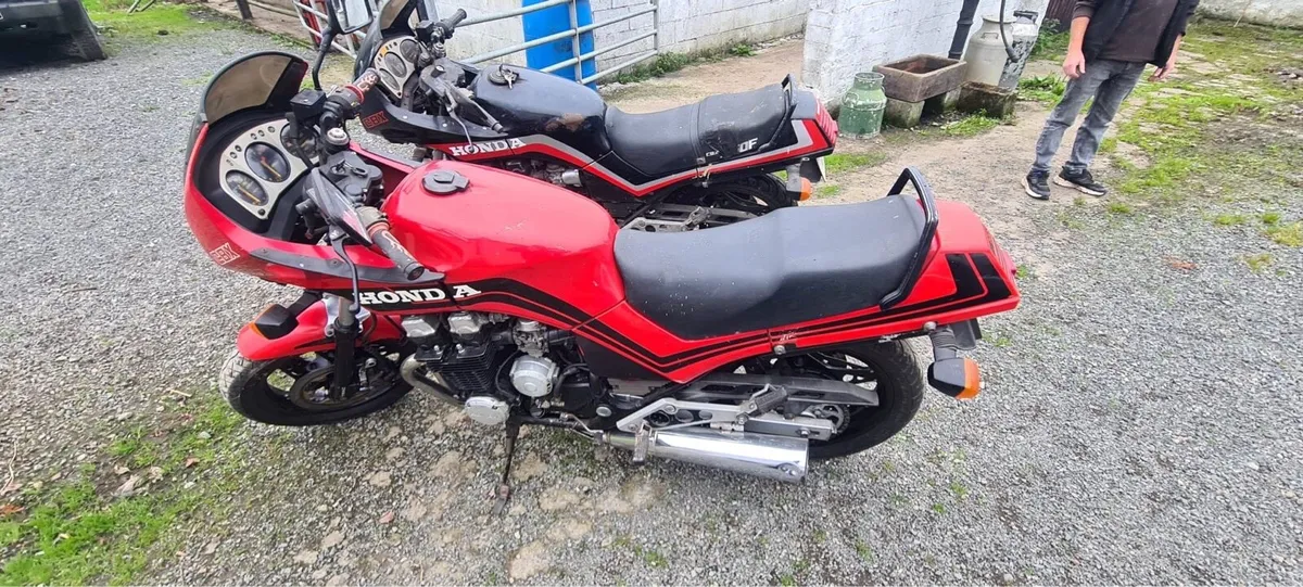 HONDA CBX 750 - Image 2