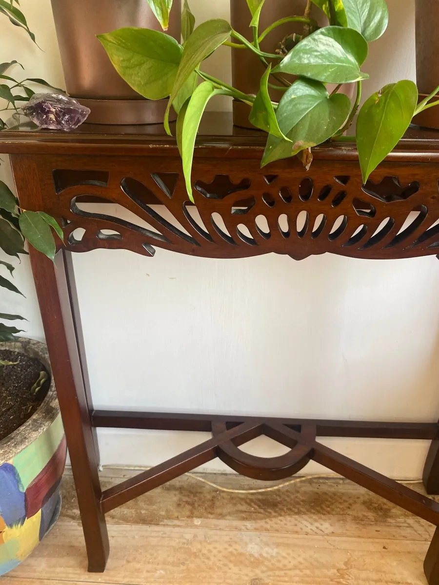Mahogany side table - Image 3