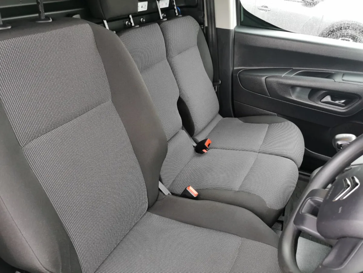 Citroen Berlingo LX BLUEHDI 100 MWB 65 - Image 2
